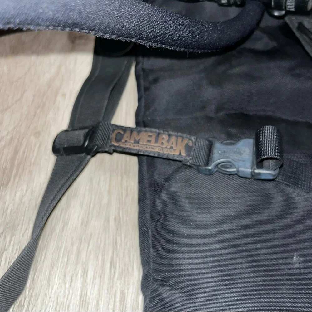 CamelBak Classic Black Hydration Pack with Reservoir